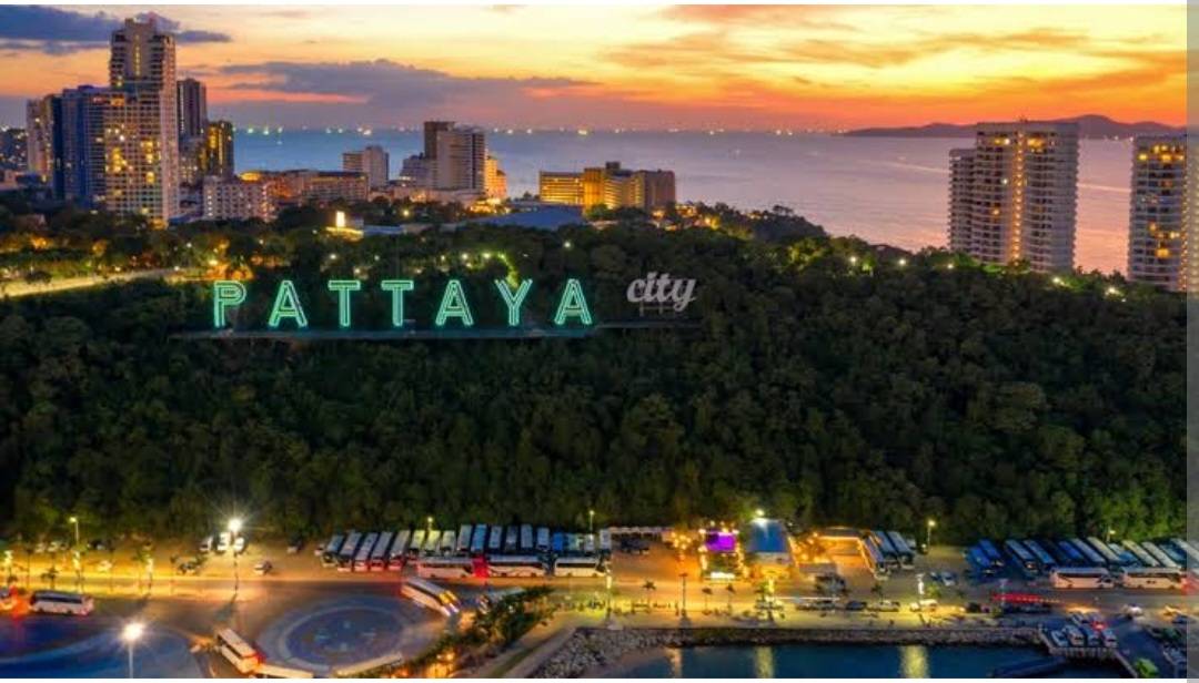 12 - https://boytaxithailand.com | W​elcome to Boy Taxi Thailand. Van rental with Driver service. we are van vip rental transfer on tour in Bangkok ​service.