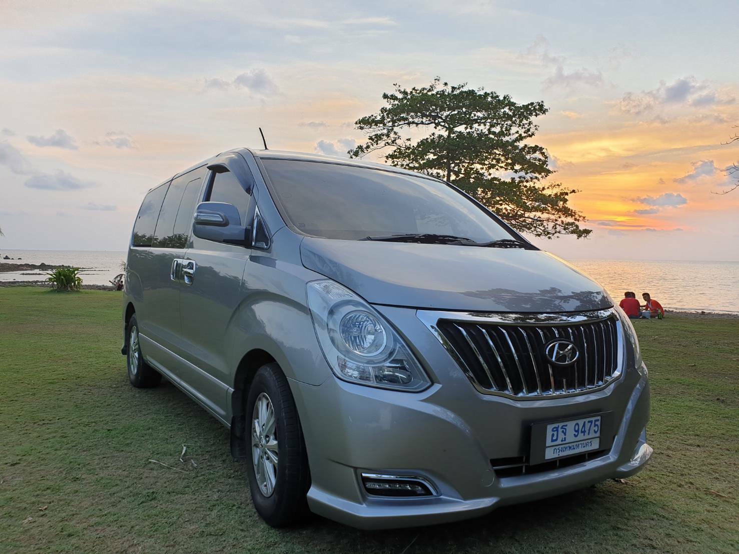 33 - https://boytaxithailand.com | W​elcome to Boy Taxi Thailand. Van rental with Driver service. we are van vip rental transfer on tour in Bangkok ​service.